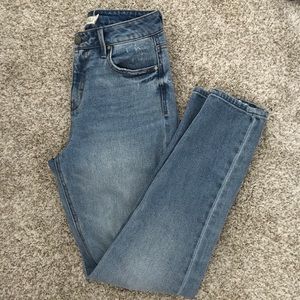 Unpublished/LuLu’s Mom Ankle Jeans